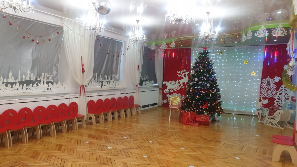 Конкурс лучшее оформление музыкального зала среди детских садов Строительного округа «Новогодняя сказка»